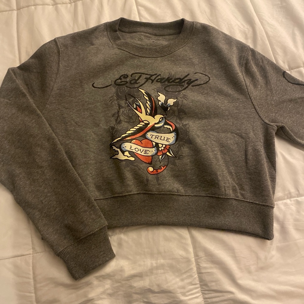 L Cropped Ed Hardy sweatshirt